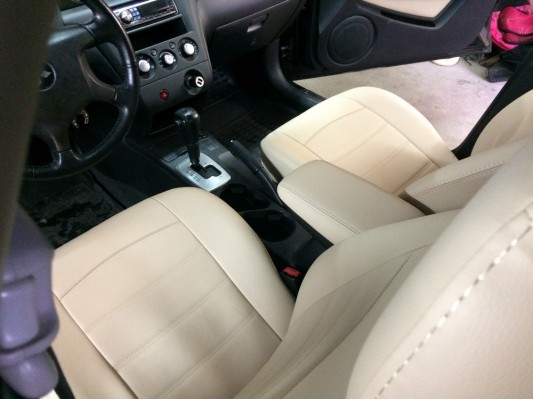 Авточехлы на Mitsubishi Outlander Авточехлы на Mitsubishi Outlander