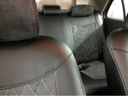 Авточехлы на Toyota Yaris Авточехлы на Toyota Yaris